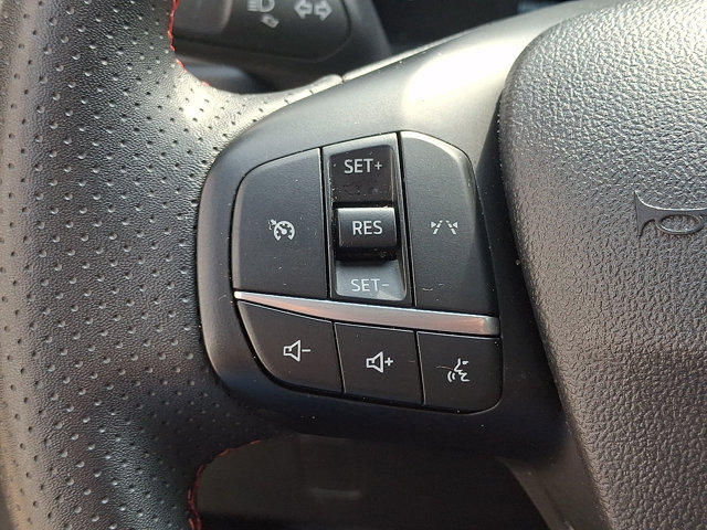 Used 2025 Ford Escape ST-Line FWD image 21