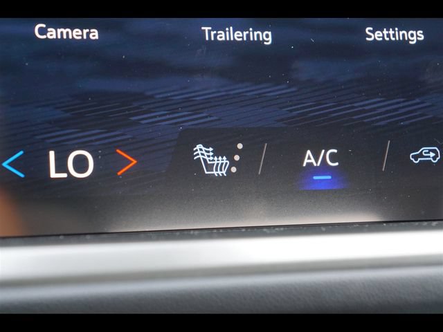 New 2026 Chevrolet Traverse LT FWD image 4