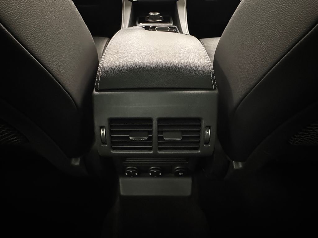 Used 2020 Jaguar F-PACE S image 30