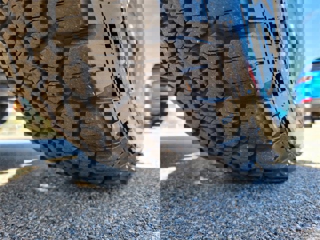 Certified 2023 Ford Bronco Black Diamond image 18