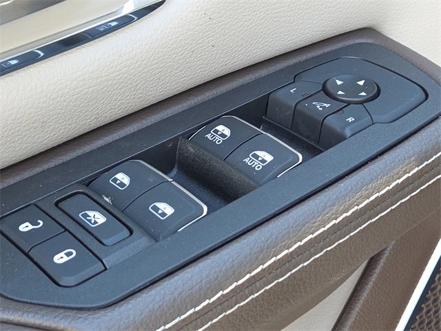 Used 2025 RAM 1500 Laramie w/ Laramie Southwest Edition image 18