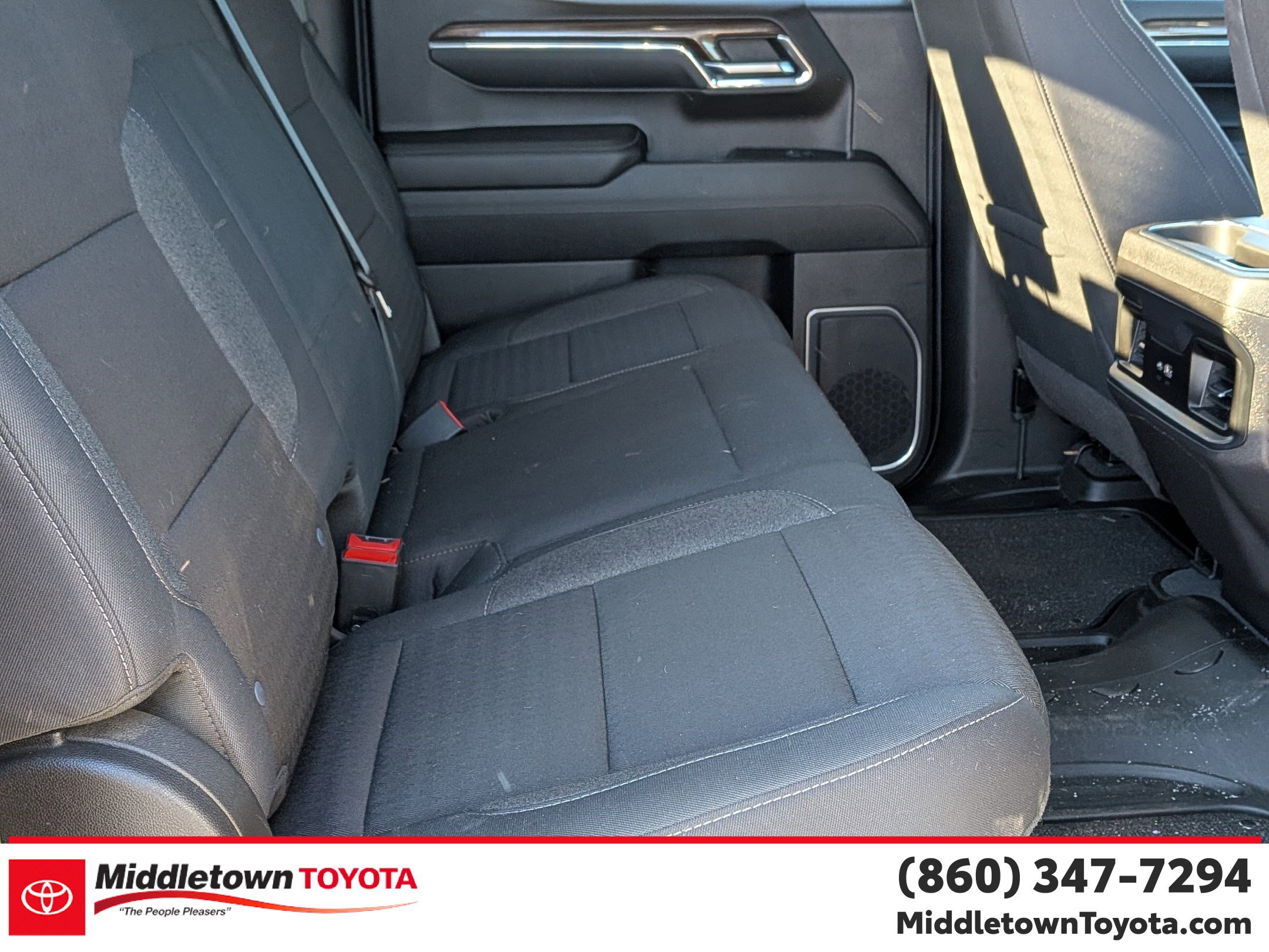 Used 2024 Chevrolet Silverado 1500 LT Trail Boss w/ Convenience Package II AWD/4WD image 34