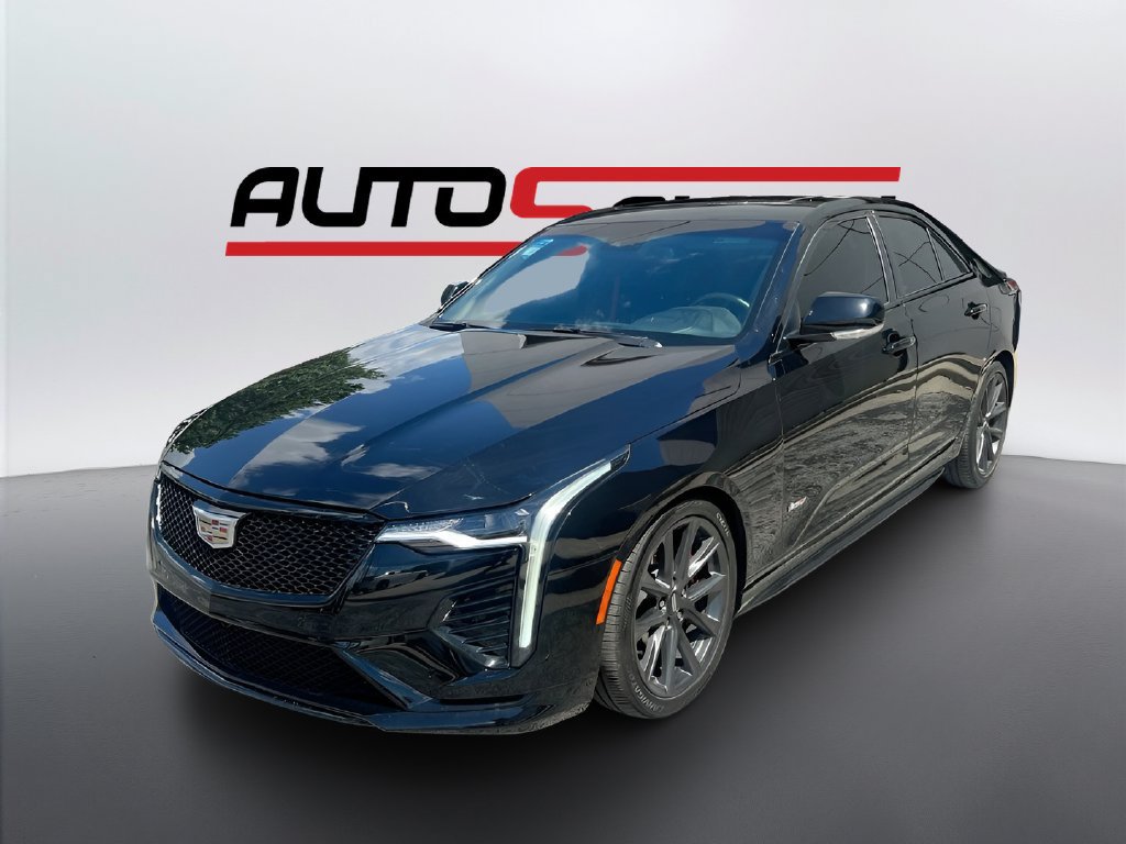 Used 2023 Cadillac CT4 V RWD image 3