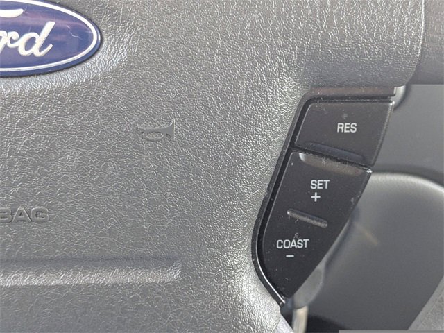 Used 2005 Ford Expedition XLS image 26