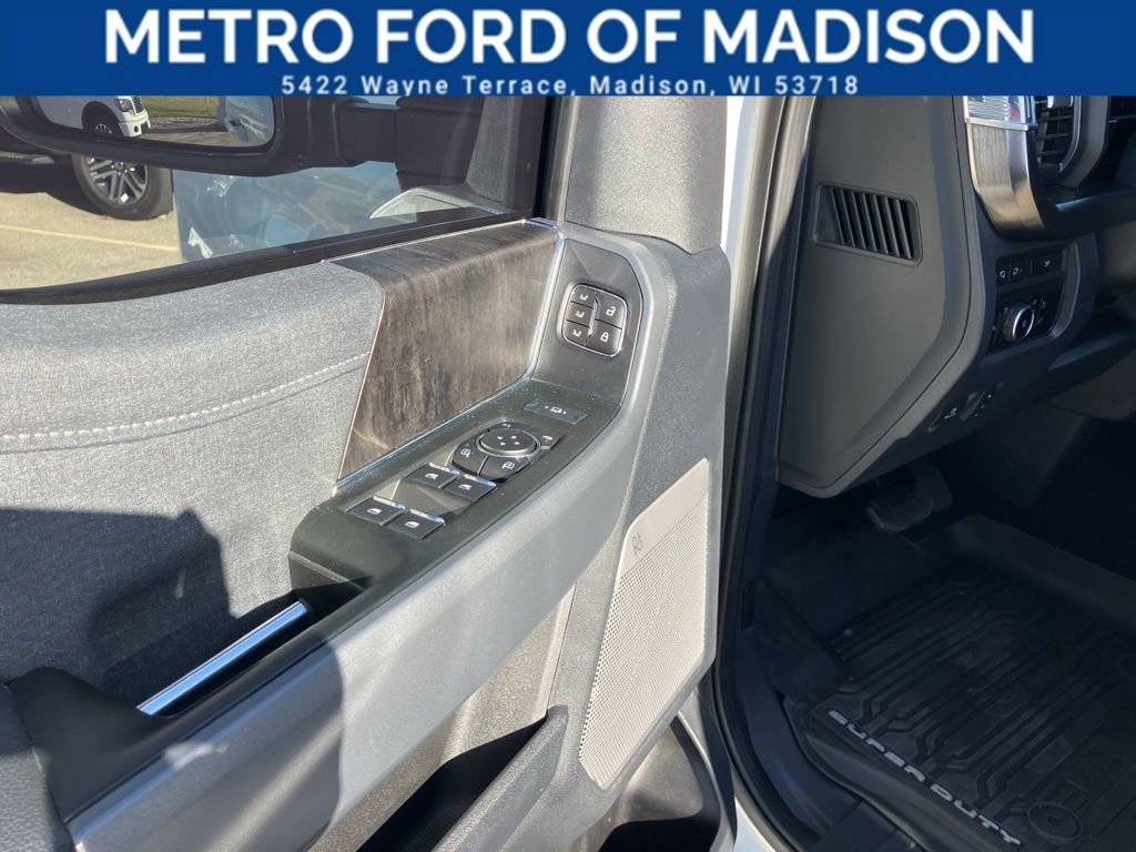 Used 2023 Ford F350 Lariat w/ Tremor Off-Road Package image 18