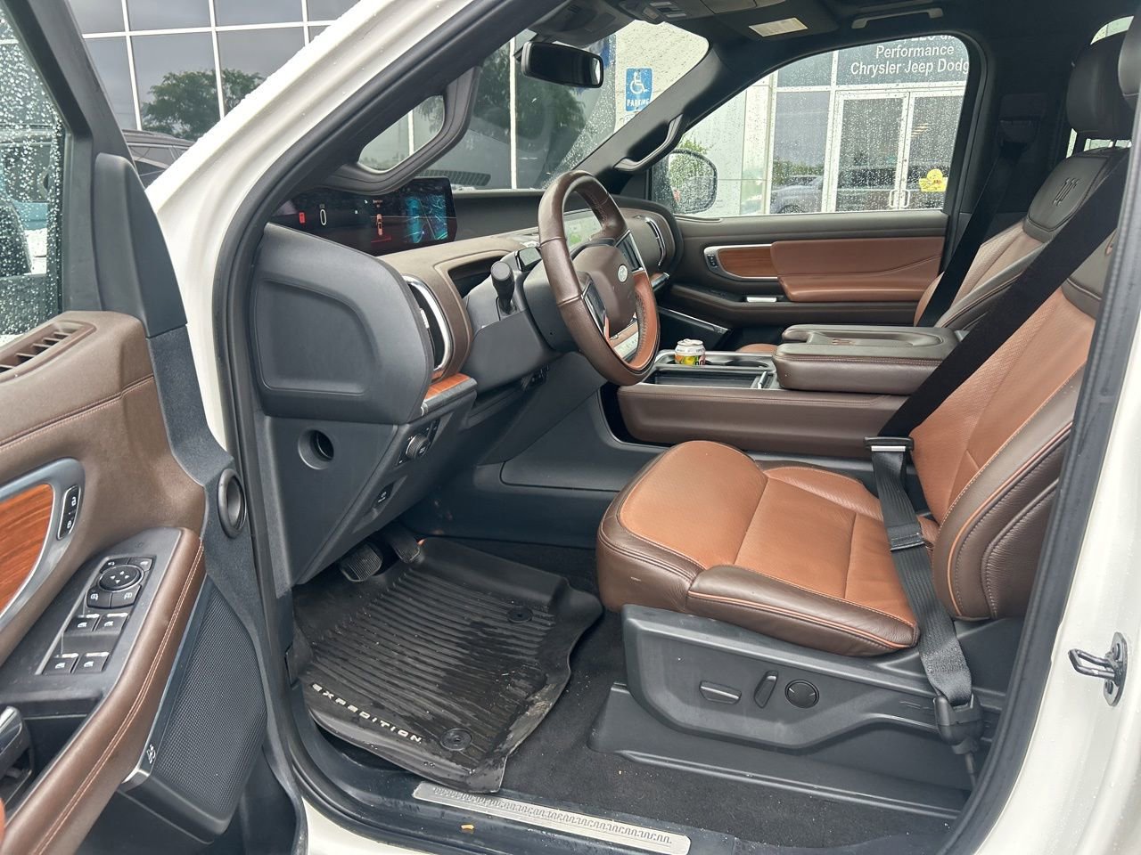 Used 2025 Ford Expedition Max King Ranch AWD/4WD image 11
