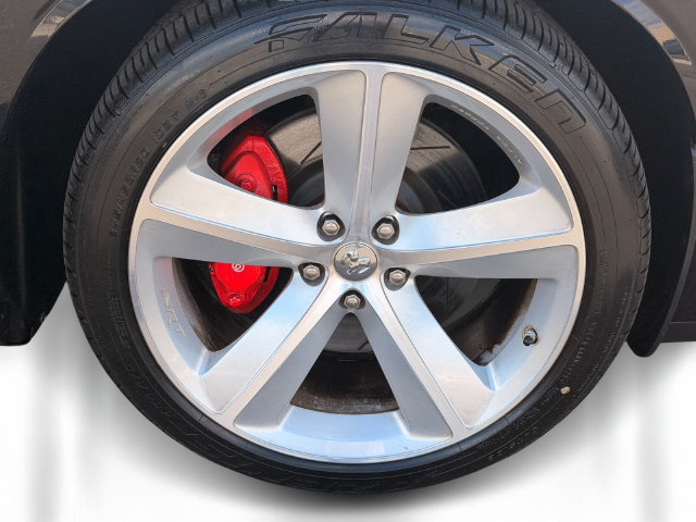 Used 2010 Dodge Challenger SRT8 w/ SRT Option Group II RWD image 5