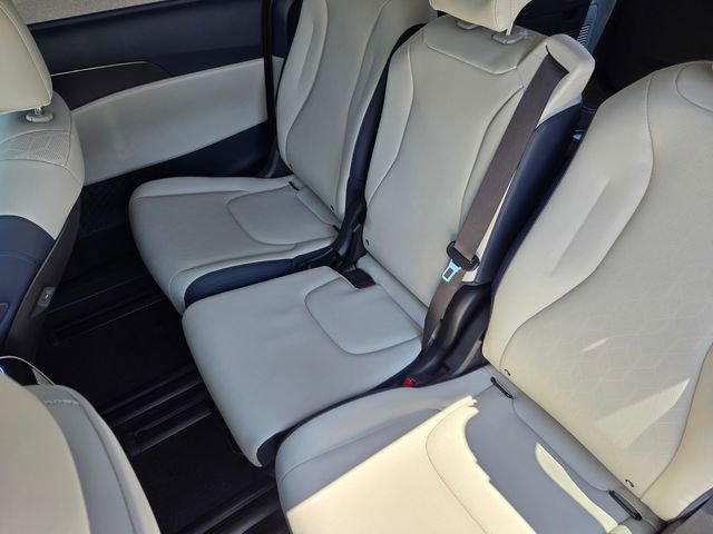 New 2026 Kia Carnival SX w/ SX Dark Edition Package image 20