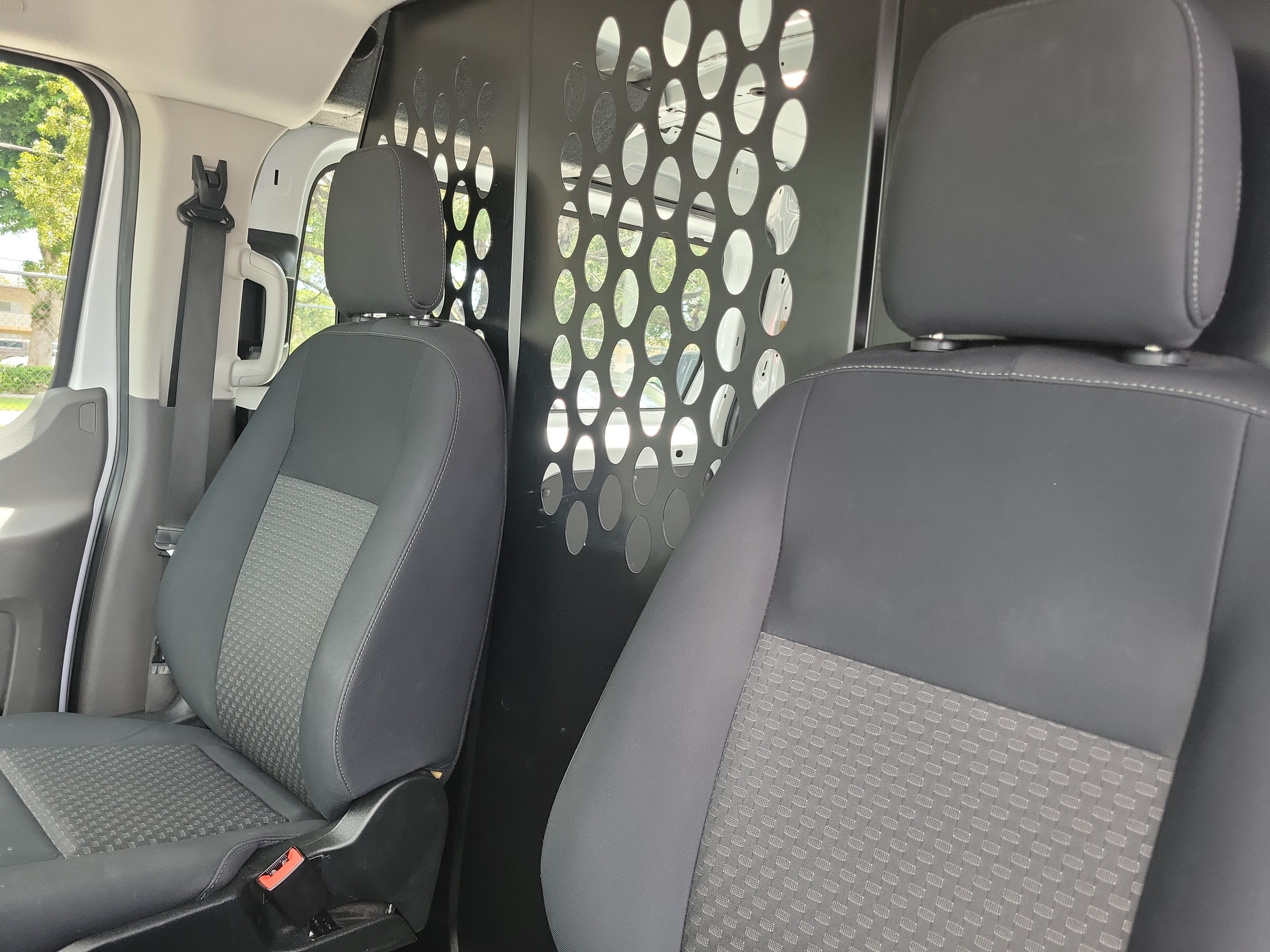 Used 2025 Ford Transit 250 Low Roof w/ Exterior Upgrade Package RWD image 18