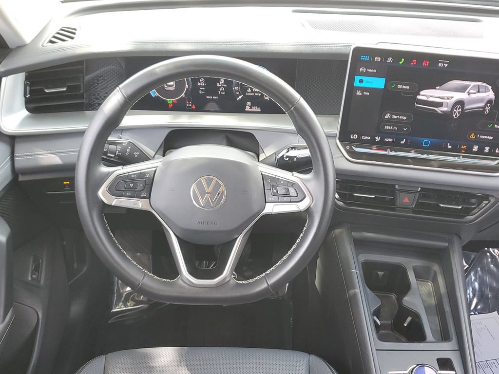 Certified 2026 Volkswagen Tiguan SE FWD image 19