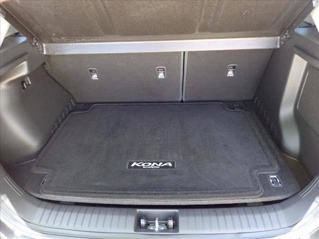 Used 2020 Hyundai Kona Limited AWD/4WD image 8