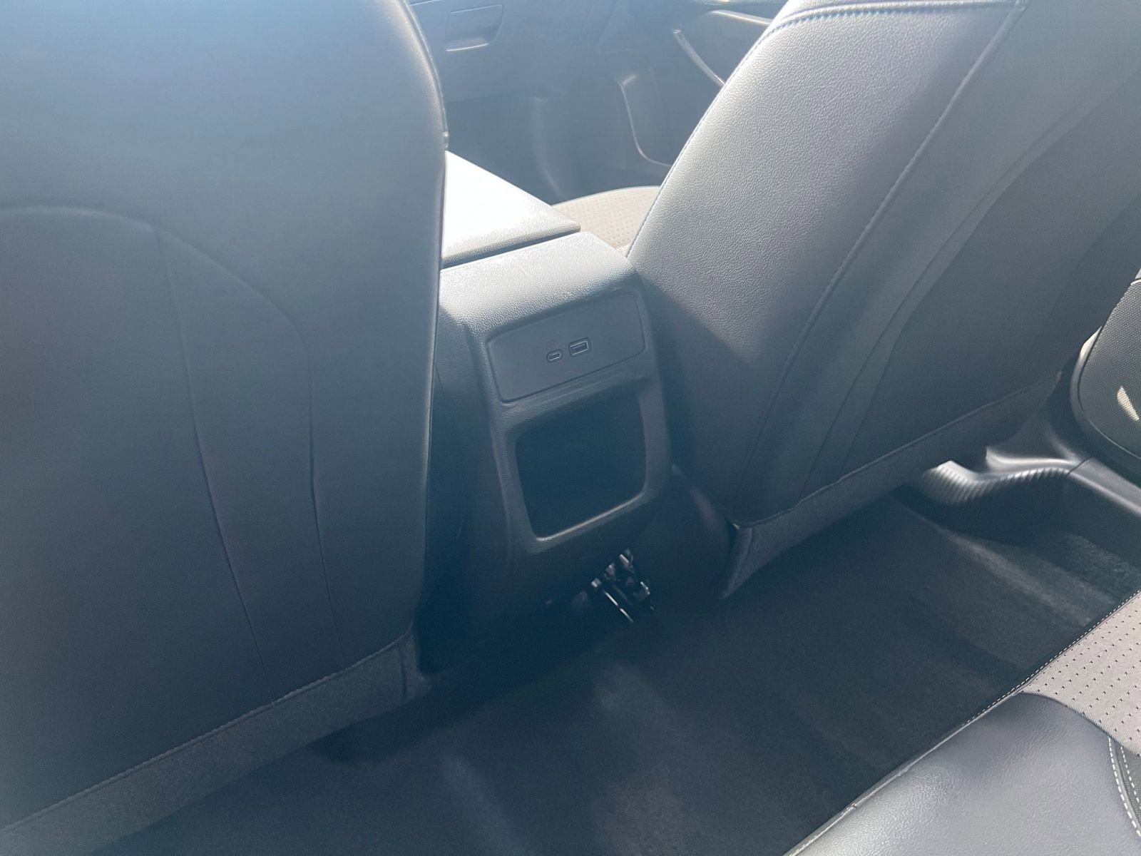 Used 2025 Chevrolet Trax LT FWD image 23