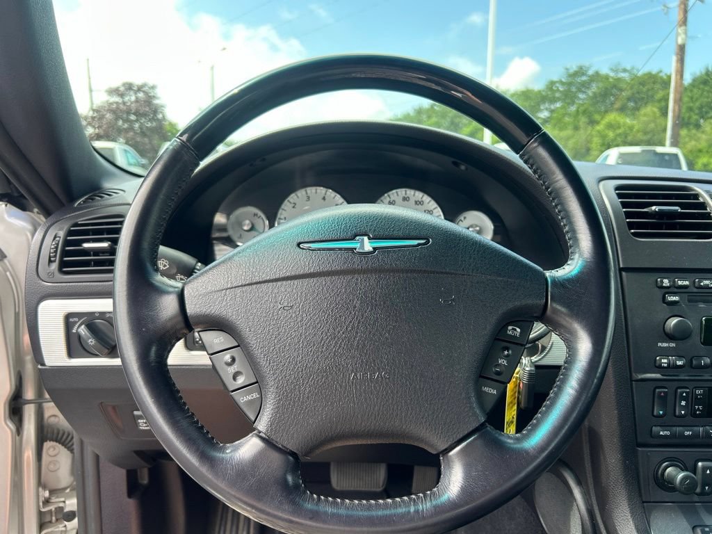 Used 2004 Ford Thunderbird RWD image 11