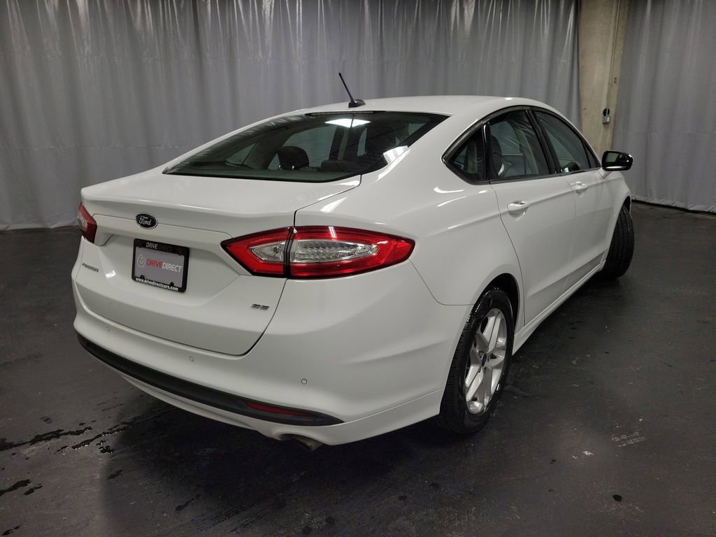 Used 2014 Ford Fusion SE image 9