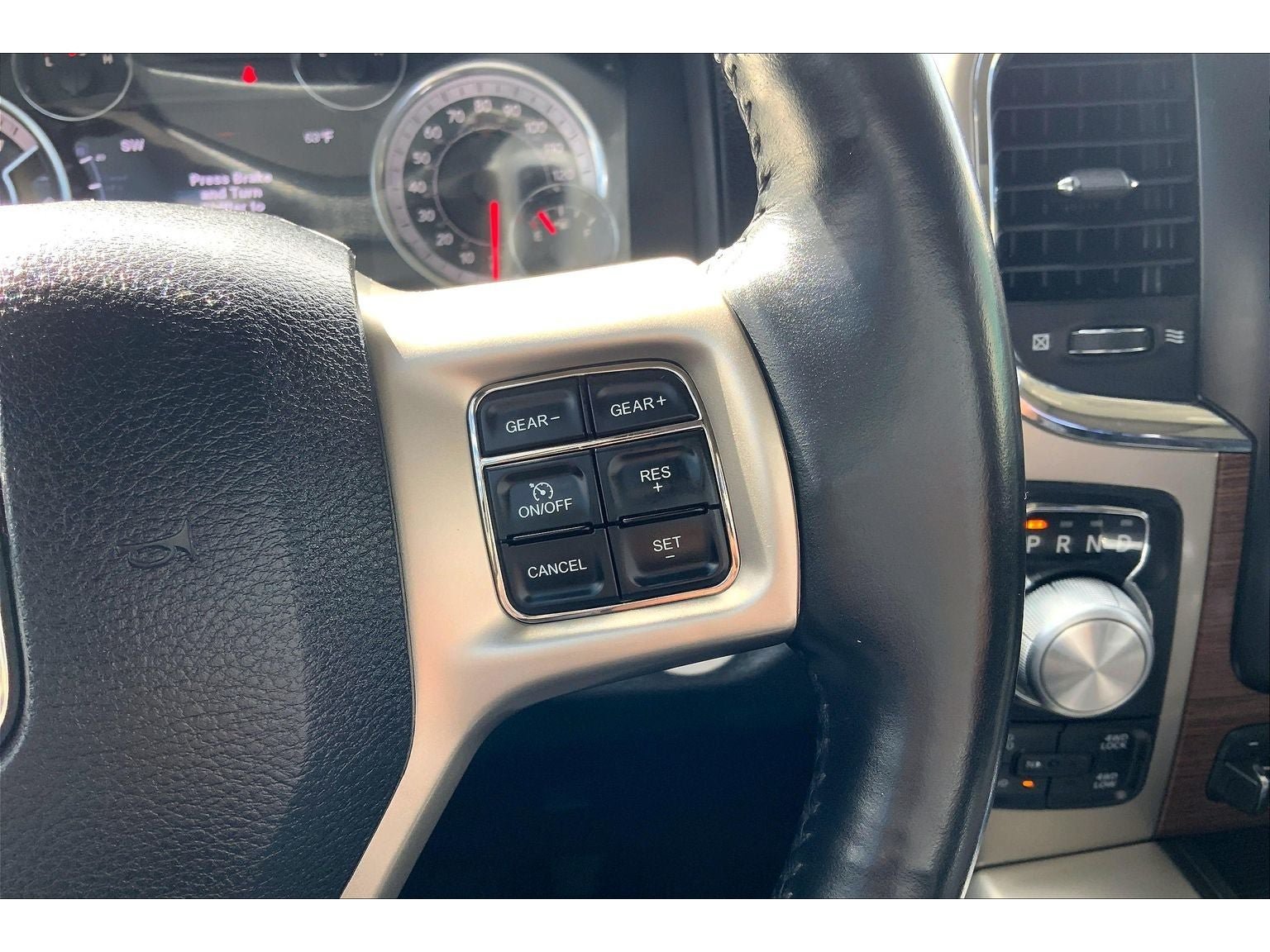 Used 2013 RAM 1500 Laramie w/ Convenience Group AWD/4WD image 20