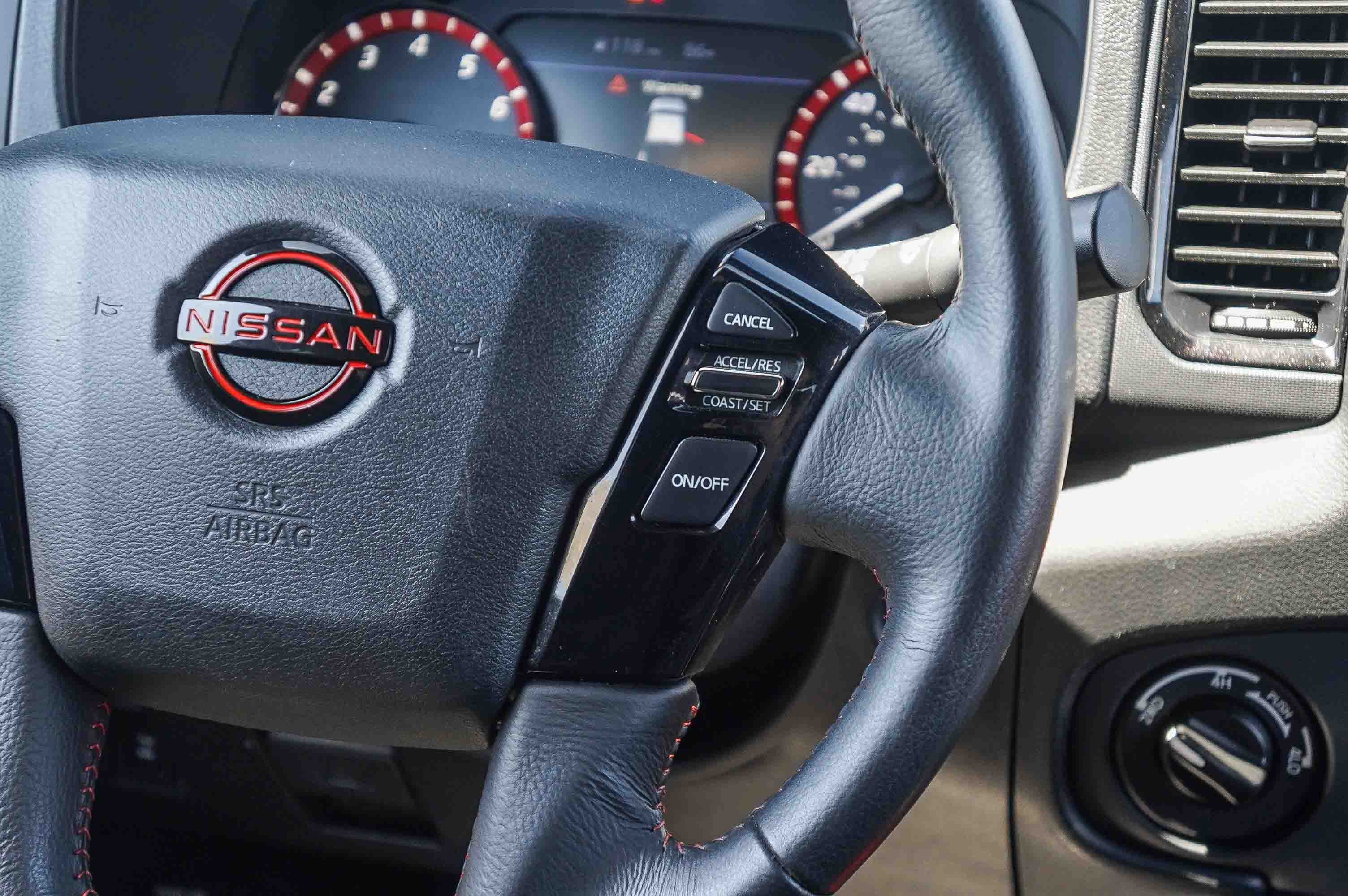 Used 2024 Nissan Frontier PRO-4X AWD/4WD image 18