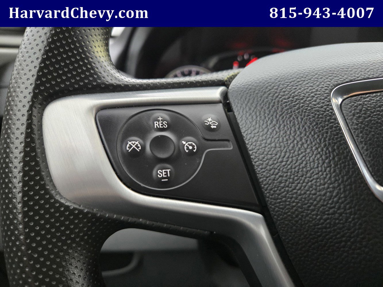 Used 2024 GMC Terrain SLE image 17