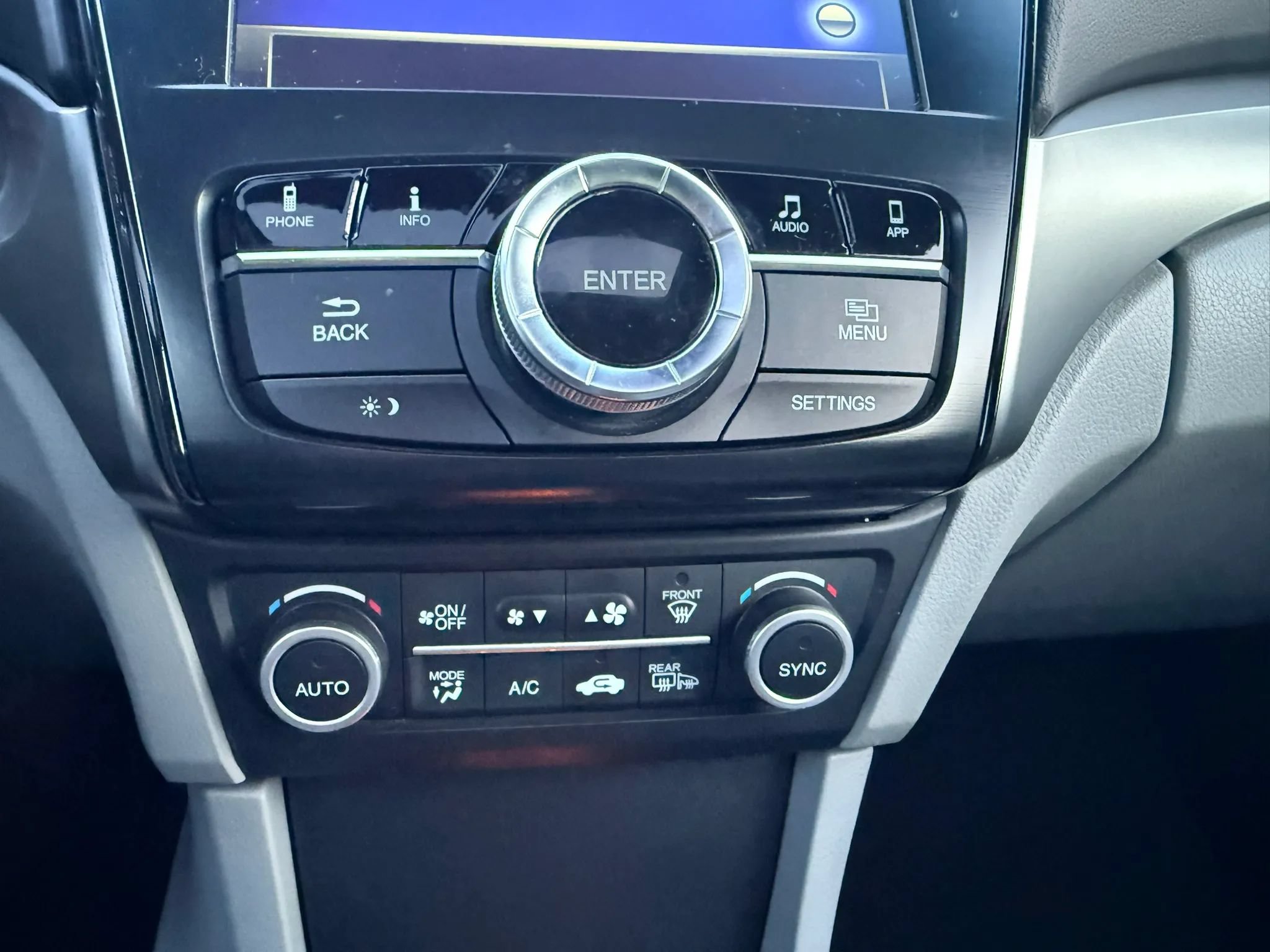 Used 2016 Acura ILX FWD image 12