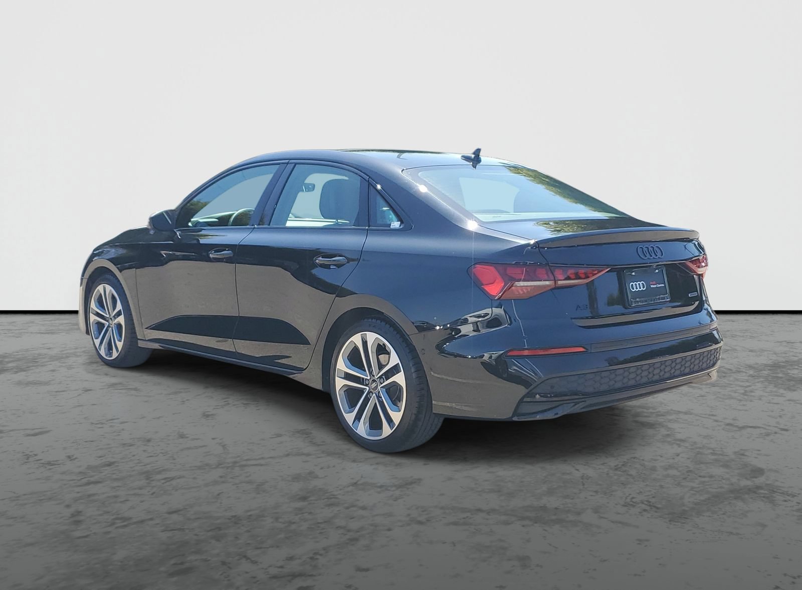 Used 2025 Audi A3 2.0T Premium w/ Black Optic Package AWD/4WD image 3