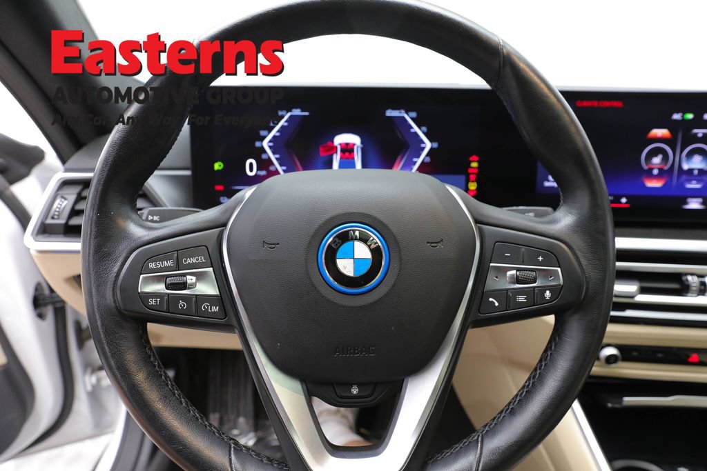 Used 2023 BMW i4 eDrive35 w/ Premium Package RWD image 10