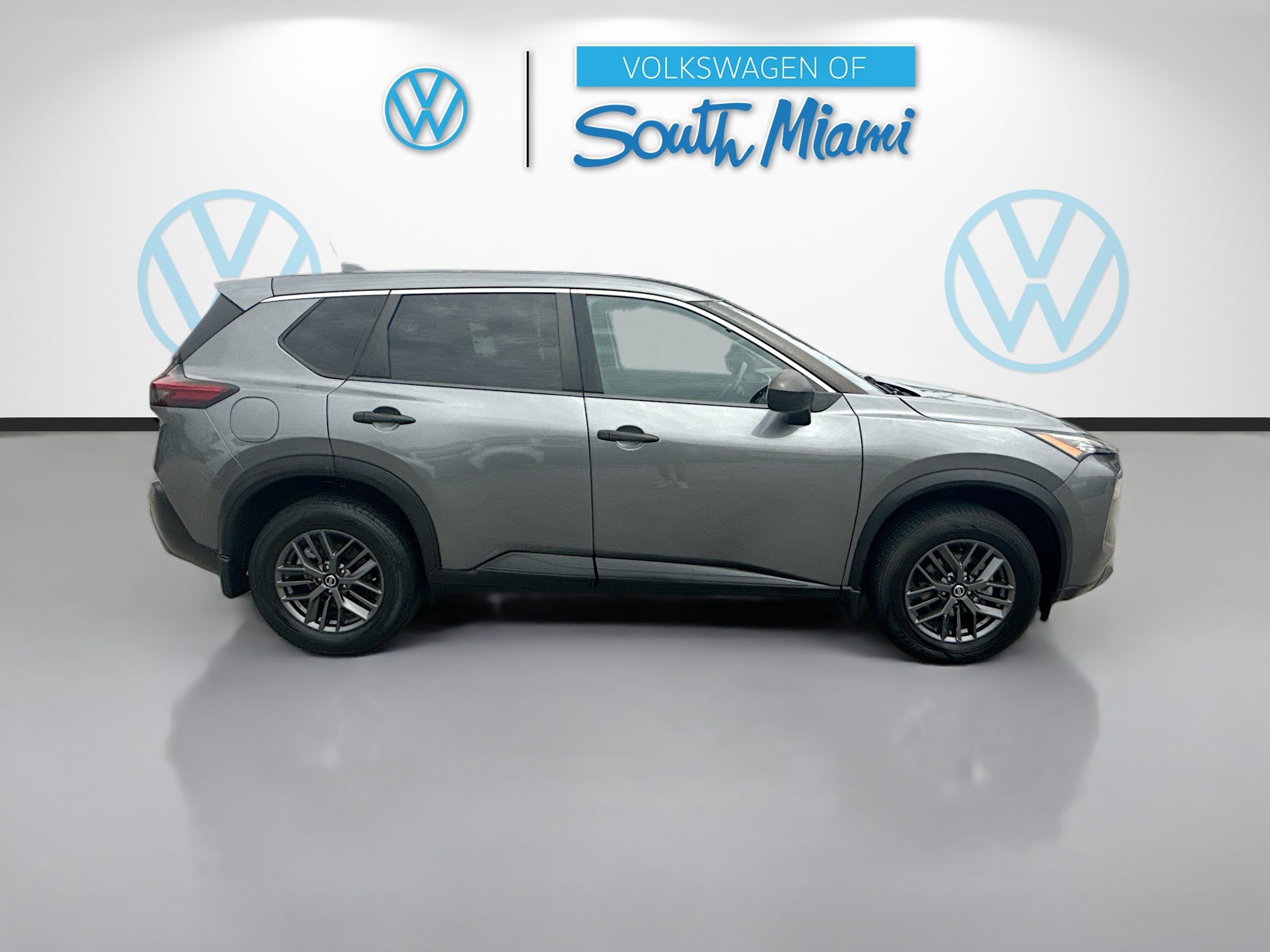 Used 2021 Nissan Rogue S FWD image 8