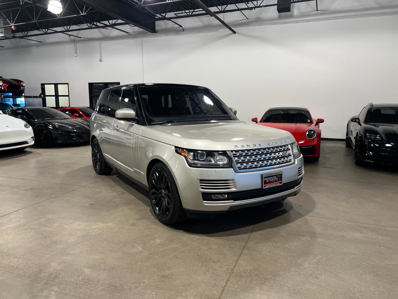 Used 2015 Land Rover Range Rover Autobiography image 1