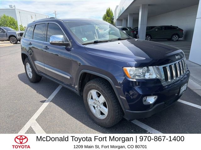 Used 2012 Jeep Grand Cherokee Laredo w/ Laredo E Group AWD/4WD image 2