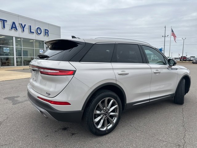 Used 2021 Lincoln Corsair AWD w/ Premium Package image 18