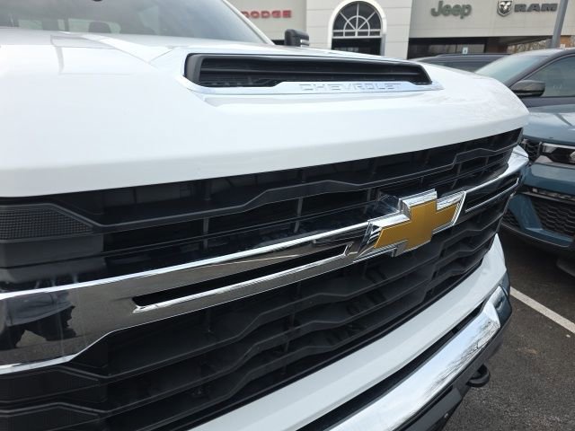 Used 2024 Chevrolet Silverado 3500 LT w/ Convenience Package image 26