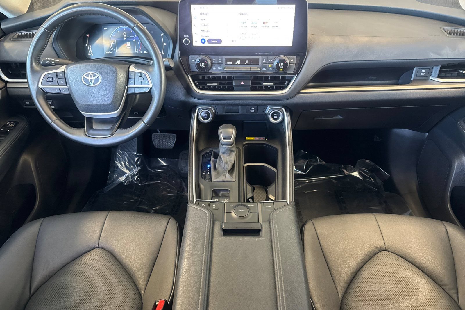 Used 2025 Toyota Grand Highlander FWD image 14