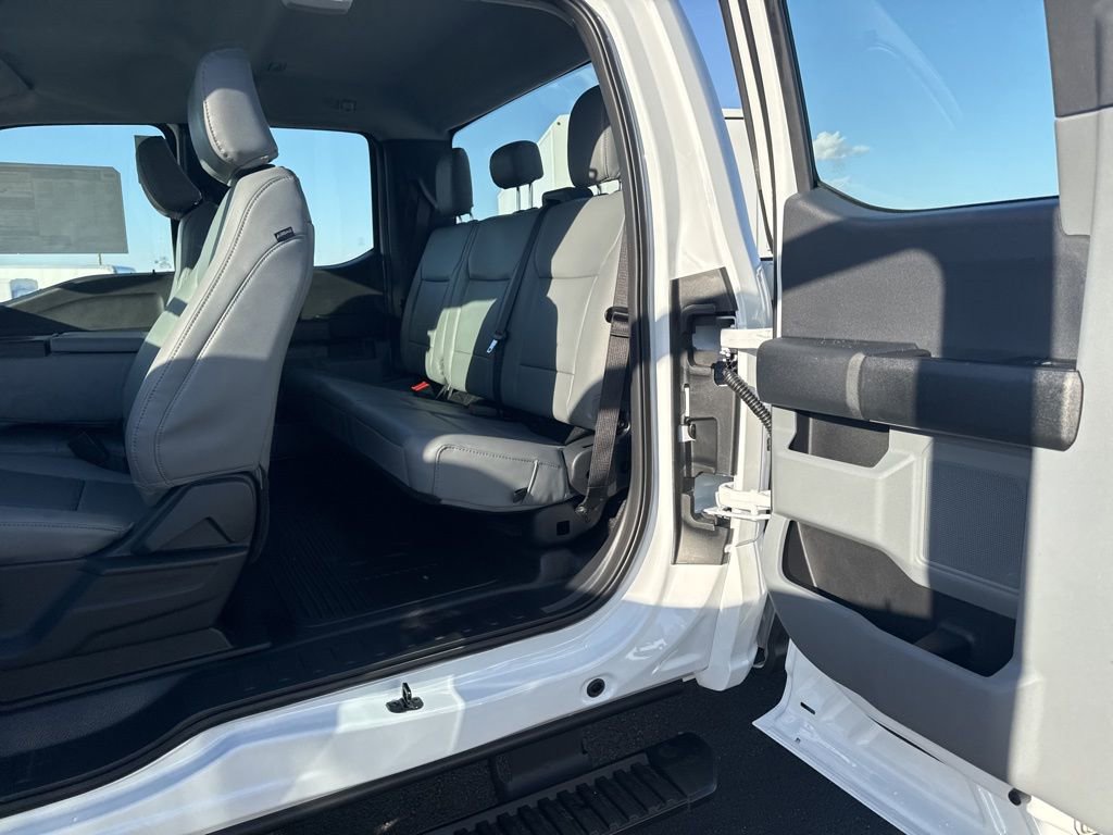 New 2026 Ford F250 XL w/ FX4 Off-Road Package image 25