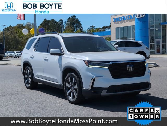 Used 2025 Honda Pilot Elite image 1