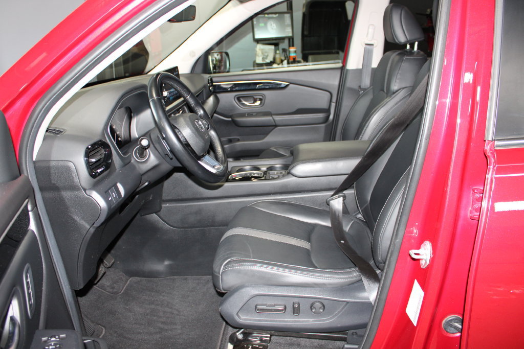 Used 2024 Honda Pilot EX-L image 8