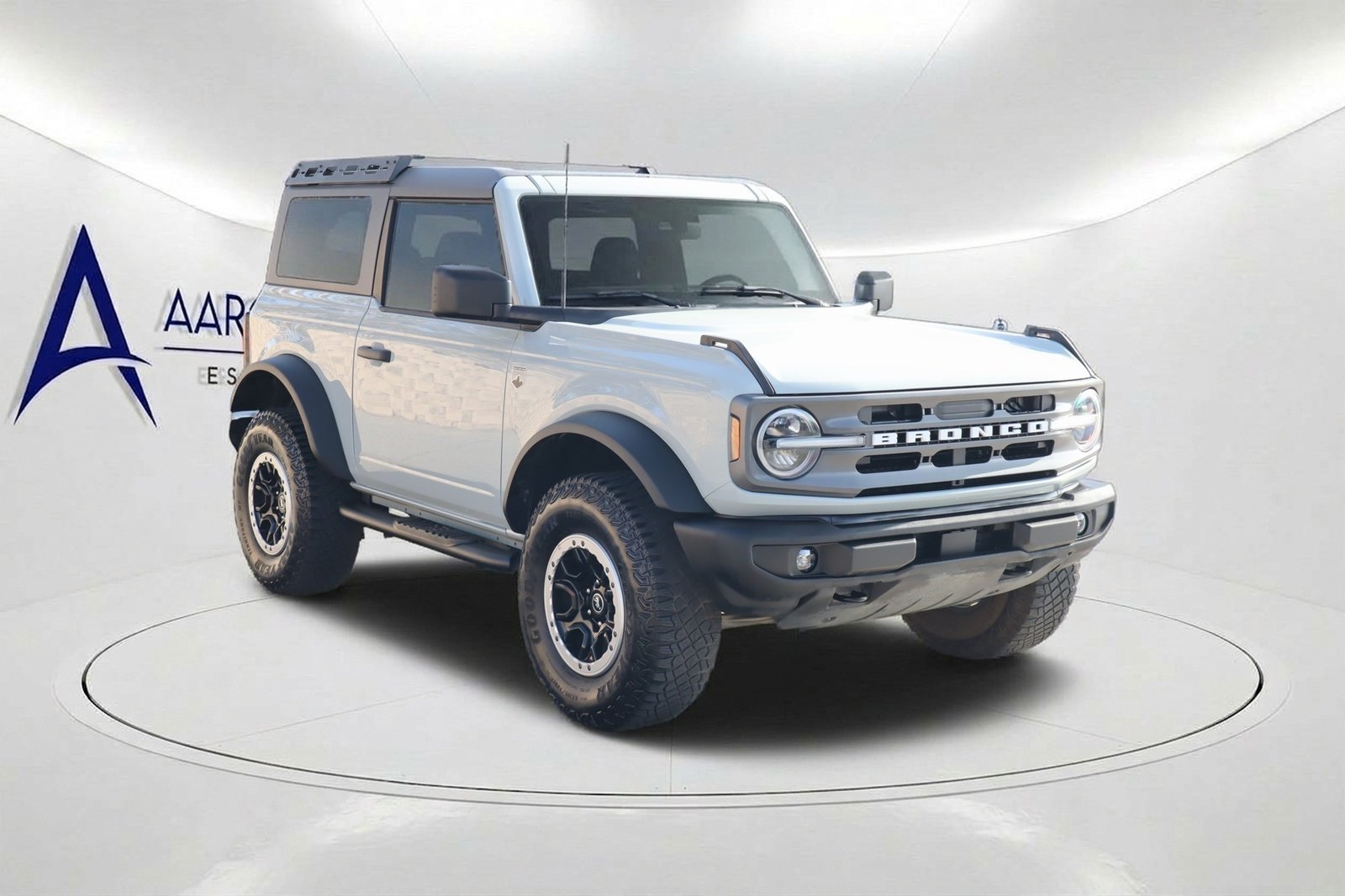 Used 2023 Ford Bronco Big Bend w/ Sasquatch Package AWD/4WD image 3