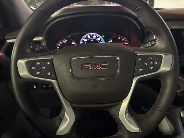 Used 2023 GMC Acadia SLT w/ Technology Package image 17