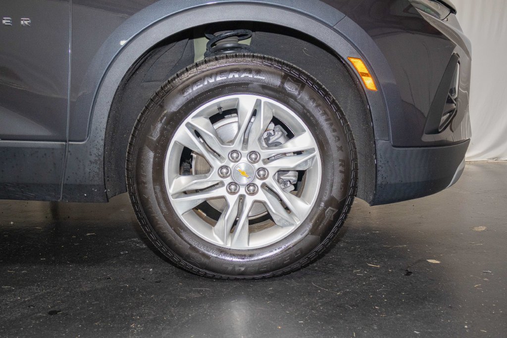 Used 2022 Chevrolet Blazer LT FWD image 5