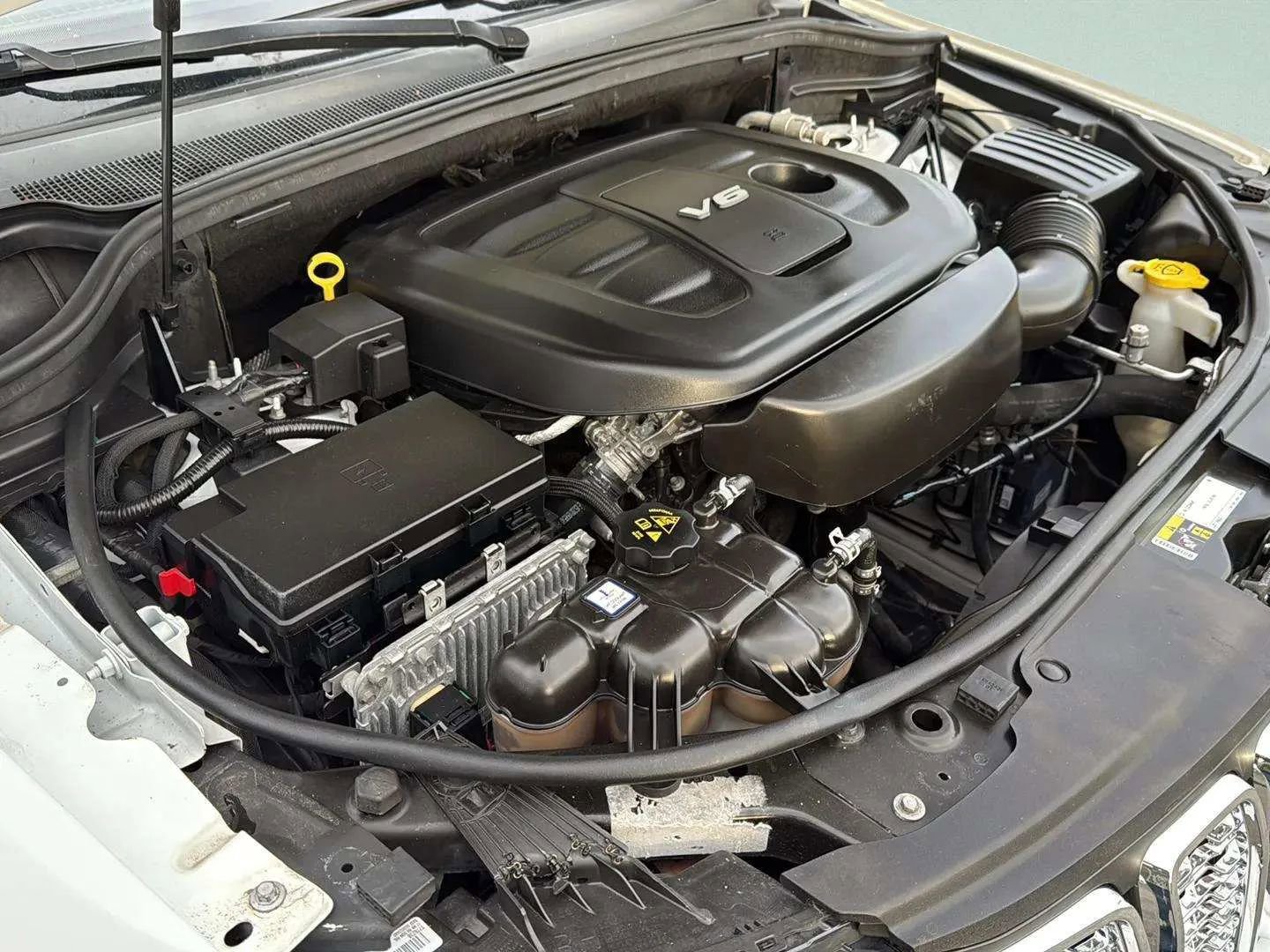 Used 2018 Jeep Grand Cherokee Limited image 10