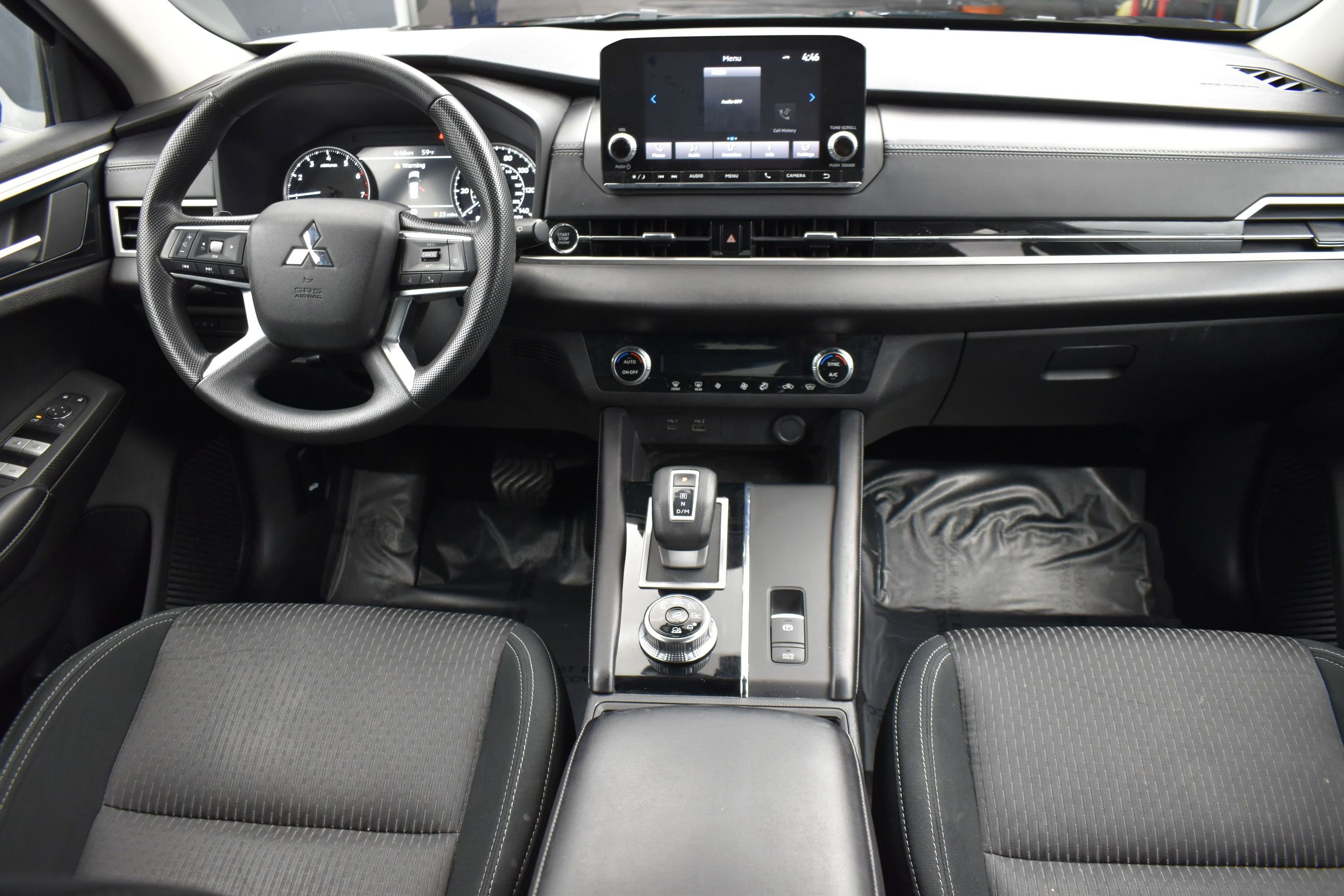 Used 2022 Mitsubishi Outlander ES AWD/4WD image 14