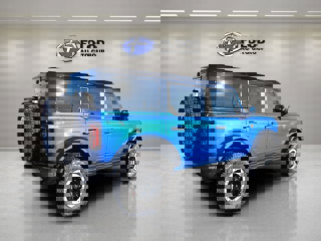 New 2025 Ford Bronco Badlands image 2