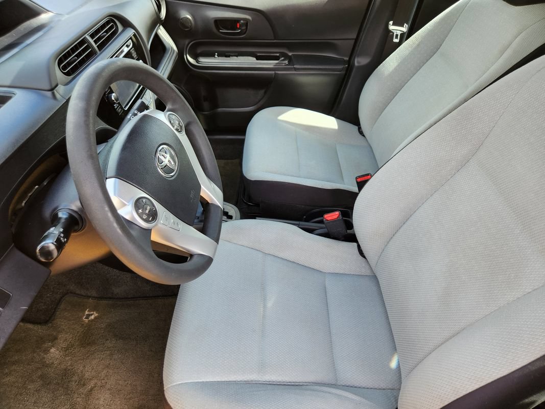 Used 2015 Toyota Prius C One FWD image 16