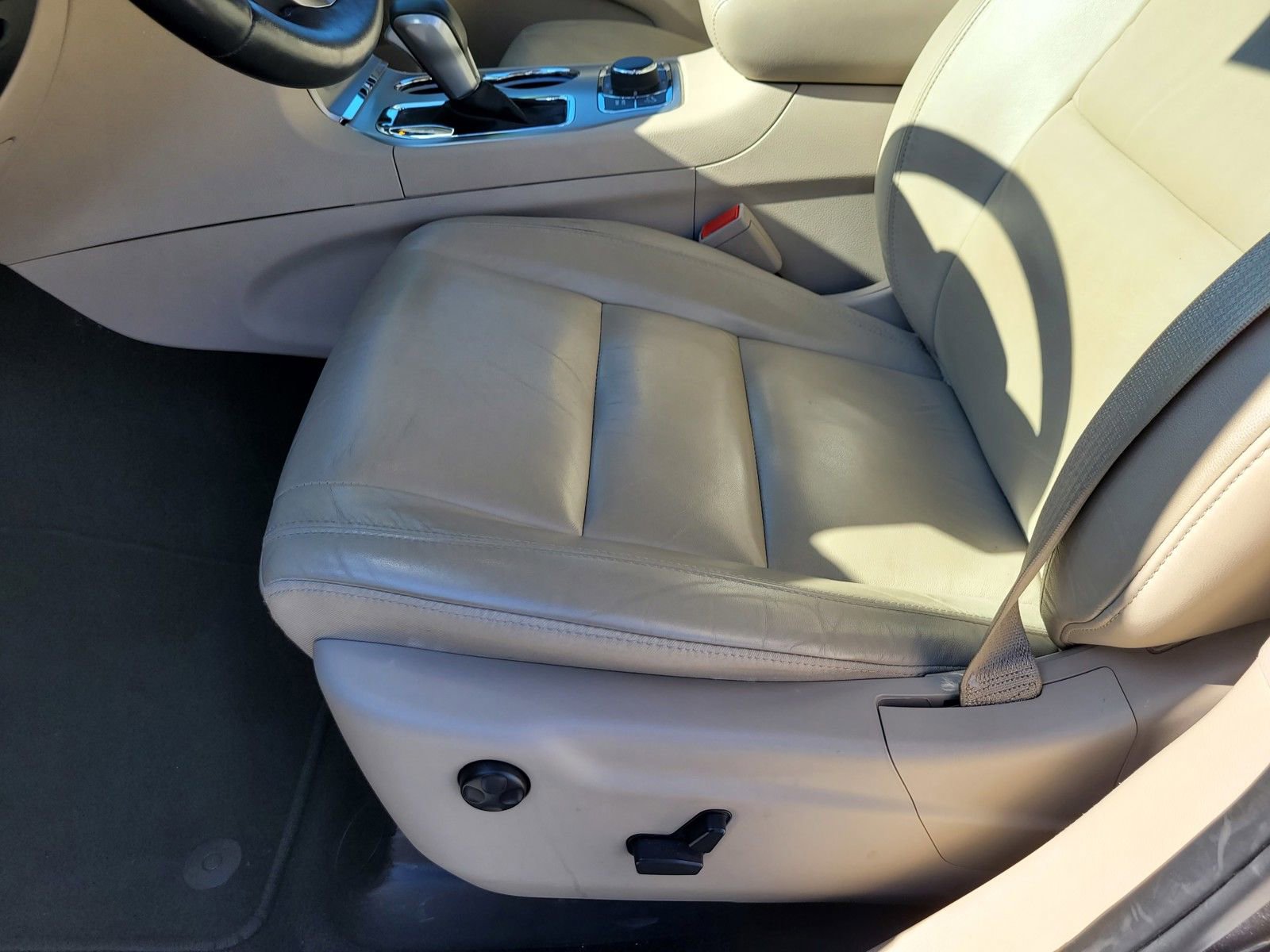 Used 2019 Jeep Grand Cherokee Limited image 17