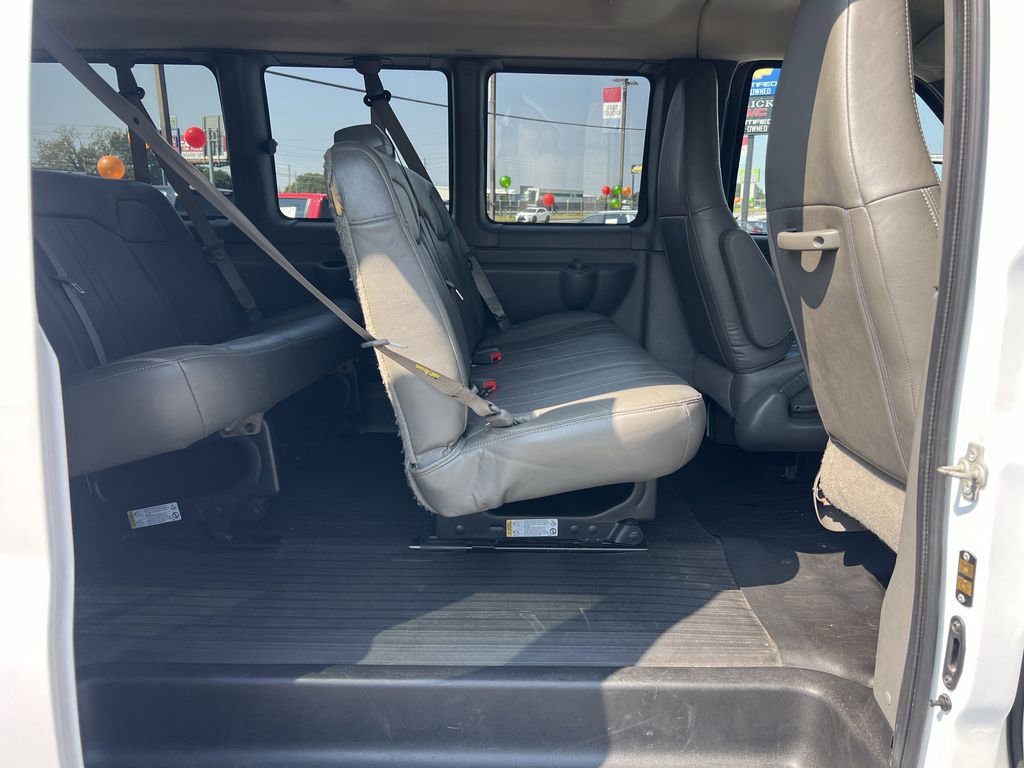 Used 2023 Chevrolet Express 3500 LS image 20
