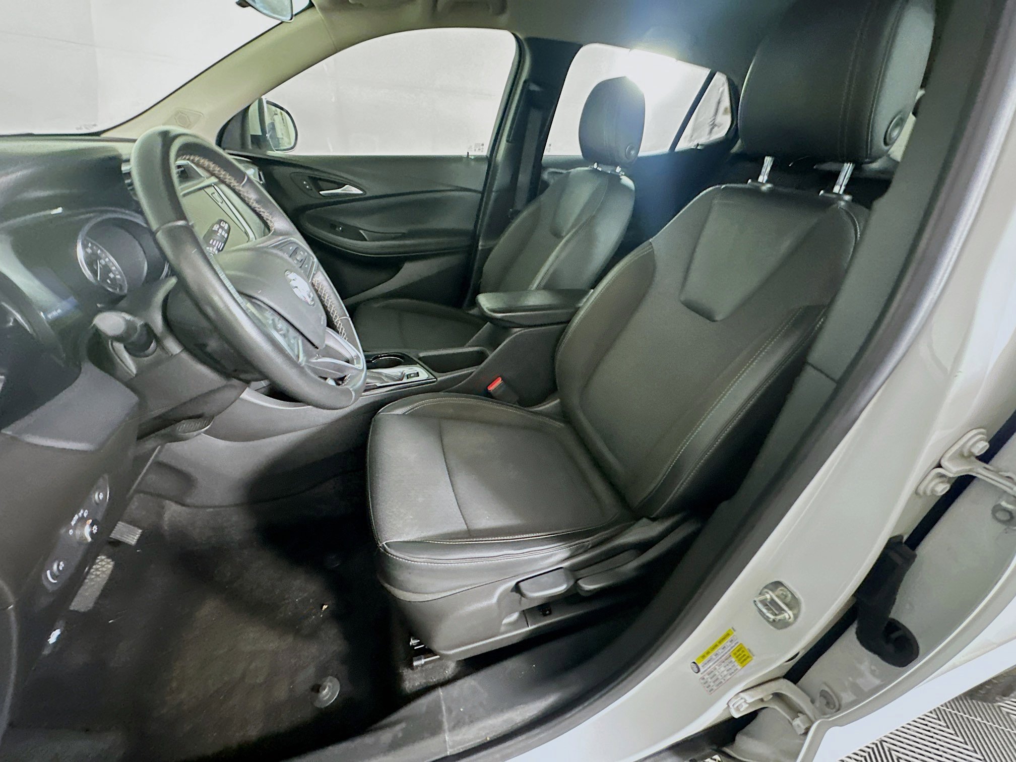 Used 2021 Buick Encore GX Preferred image 13