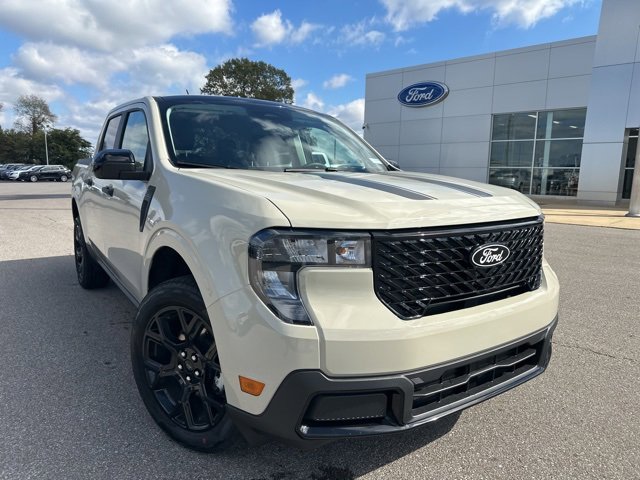 New 2025 Ford Maverick XLT w/ Black Appearance Package image 5