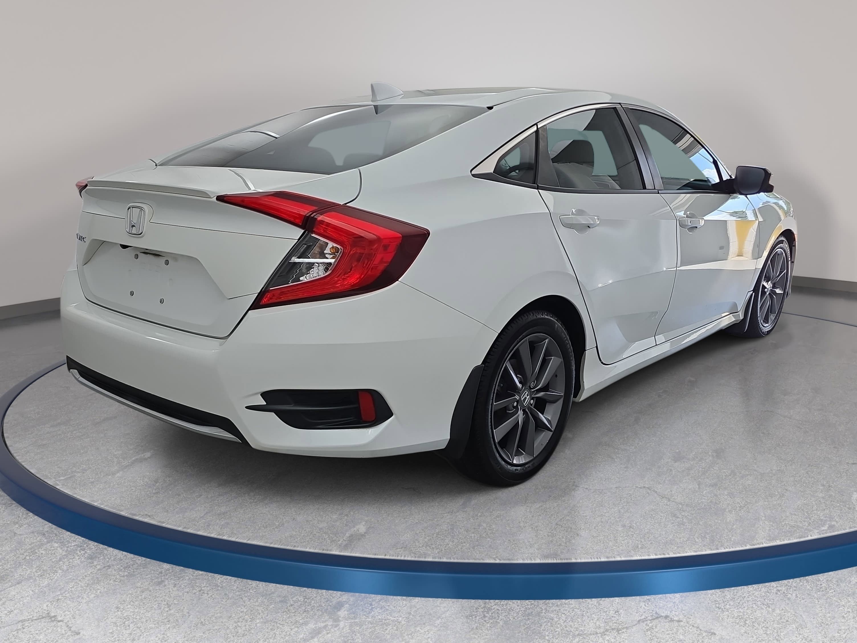 Used 2021 Honda Civic EX image 5