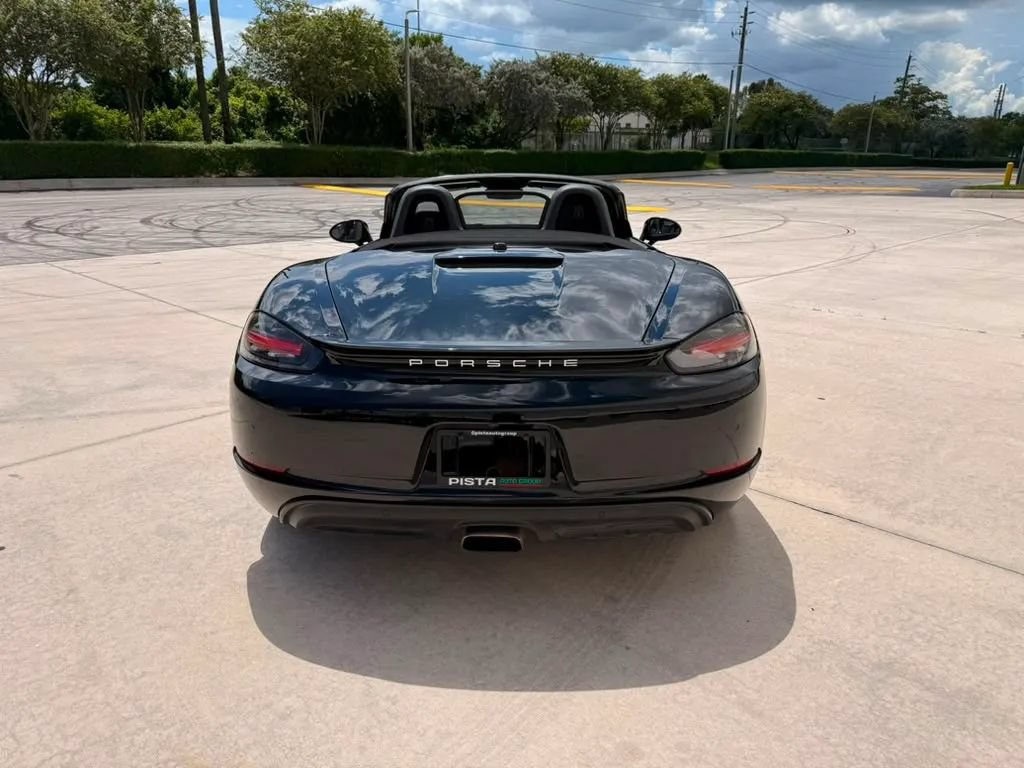 Used 2019 Porsche 718 Boxster RWD image 5
