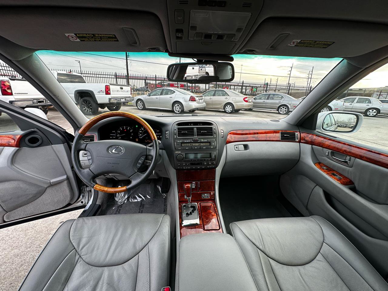 Used 2004 Lexus LS 430 w/ Premium Pkg RWD image 40