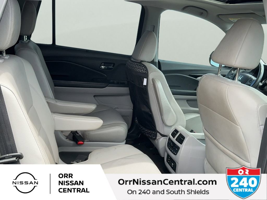 Used 2017 Honda Pilot Elite image 12
