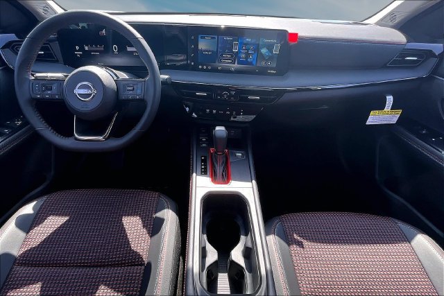 New 2026 Nissan Kicks SR FWD image 5