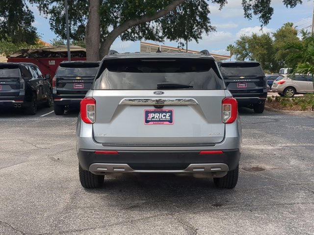 Used 2021 Ford Explorer XLT w/ Equipment Group 202A AWD/4WD image 7